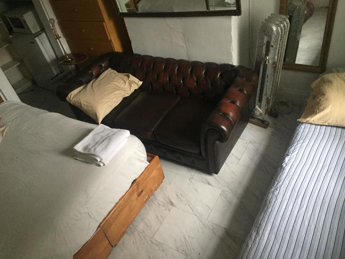 Private Room In Manhattan Nova Iorque Exterior foto