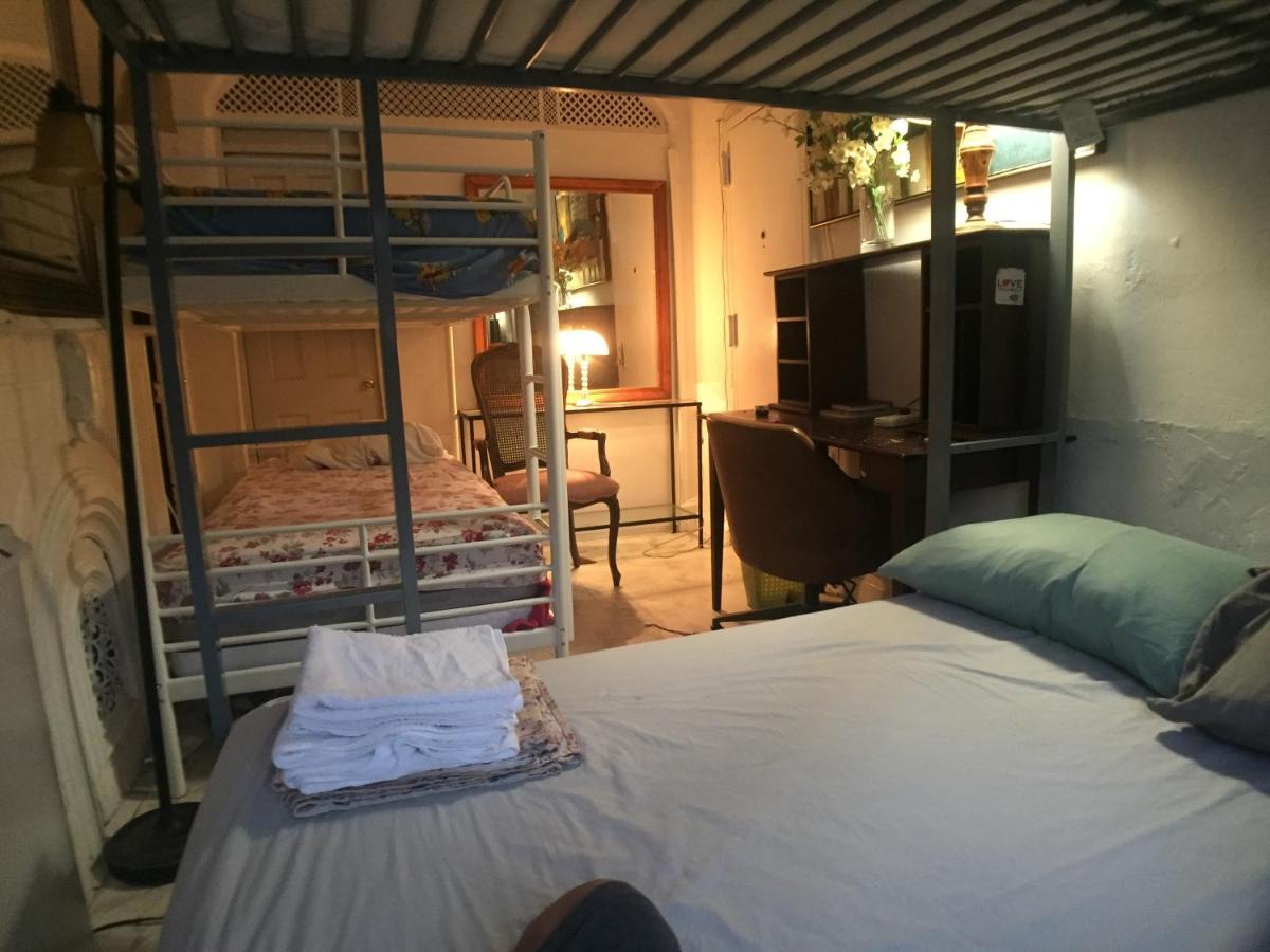 Private Room In Manhattan Nova Iorque Exterior foto