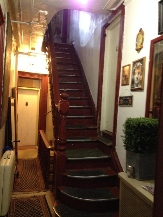 Private Room In Manhattan Nova Iorque Exterior foto